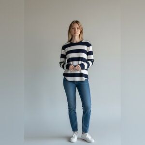GAP Women's Striped Long Sleeve Top - Navy and White